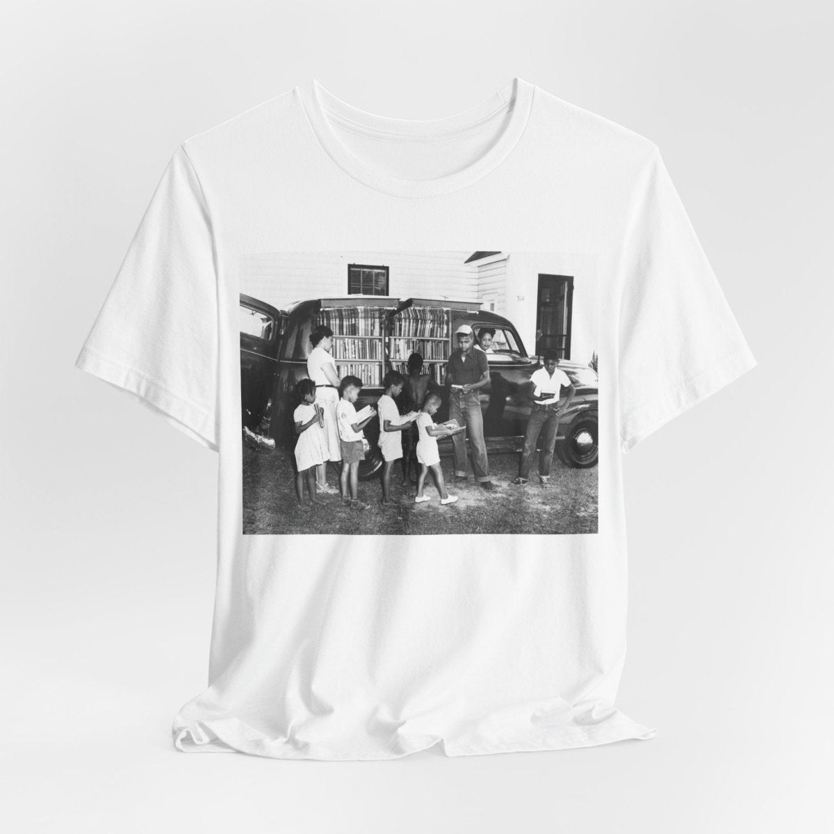 Black Readers Vintage Shirt - Afrocentric Art by The Trini Gee