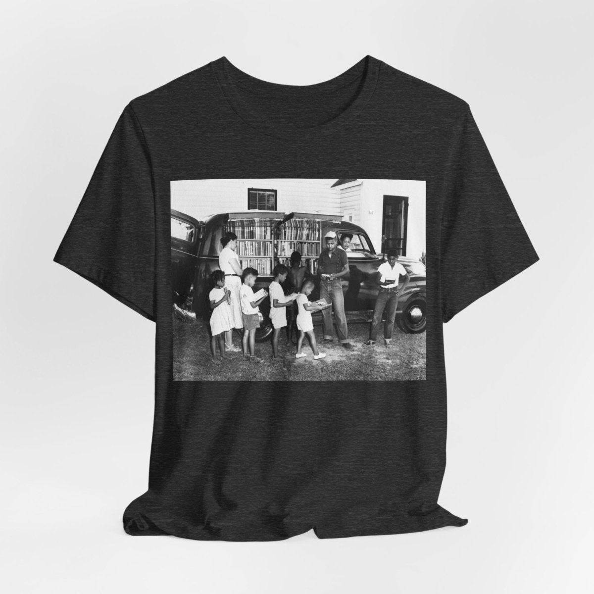 Black Readers Vintage Shirt - Afrocentric Art by The Trini Gee