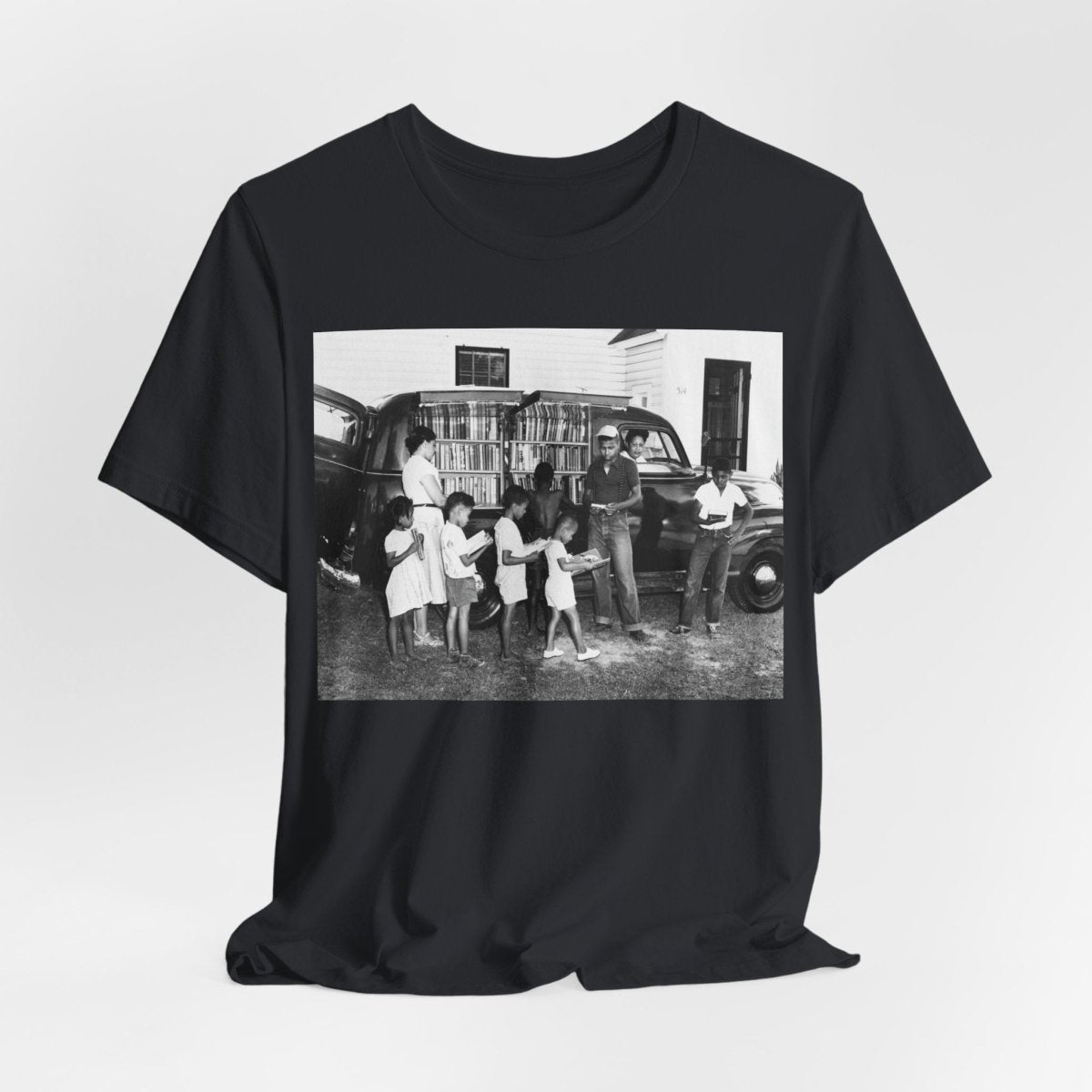 Black Readers Vintage Shirt - Afrocentric Art by The Trini Gee