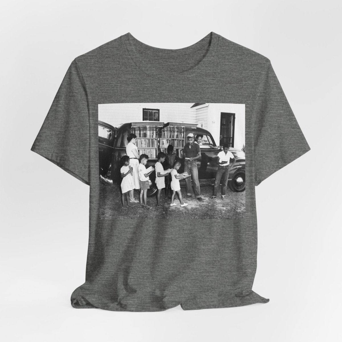 Black Readers Vintage Shirt - Afrocentric Art by The Trini Gee