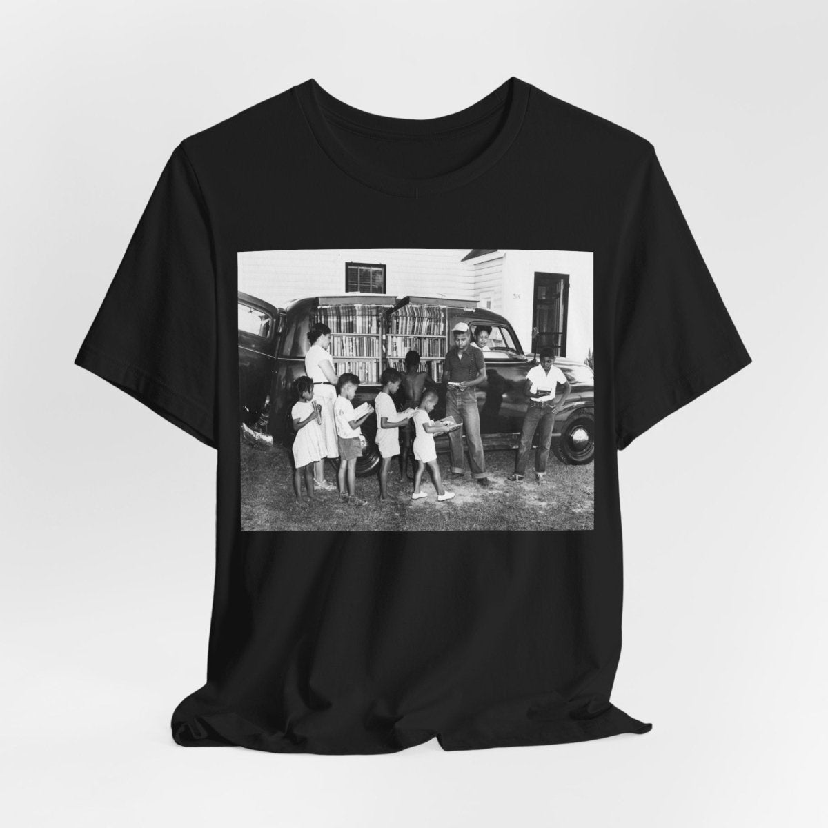 Black Readers Vintage Shirt - Afrocentric Art by The Trini Gee