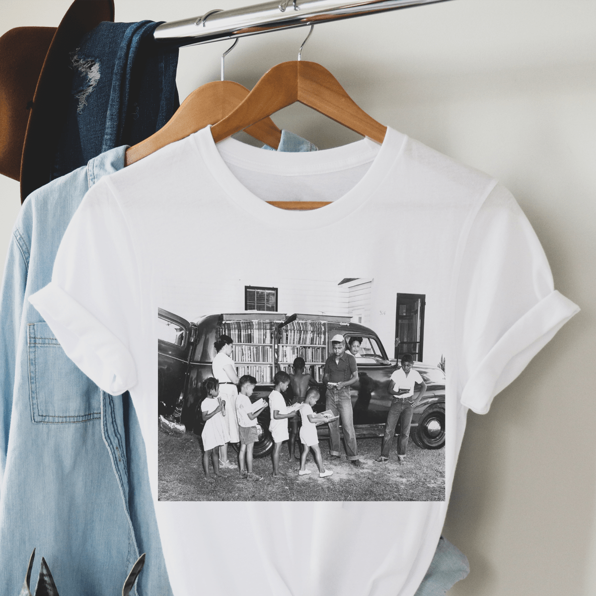 Vintage Readers Shirt - Afrocentric Art by The Trini Gee